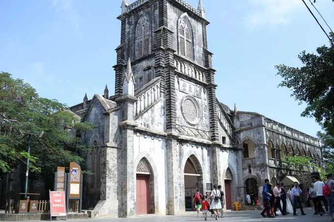 Iglesia católica de Shengtang en la isla de Weizhou