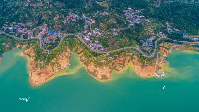 천저우의 산 풍경