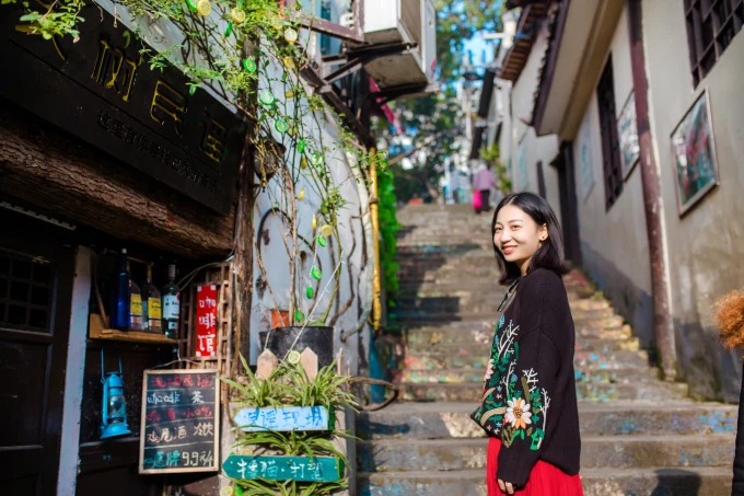 Steinerne Gasse in der Altstadt von Ciqikou