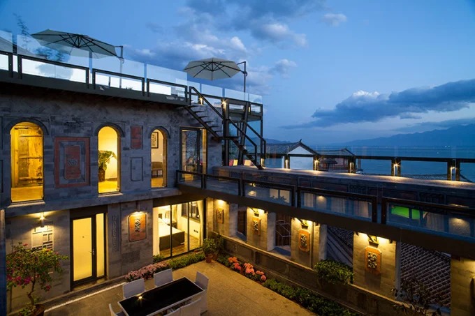 Steinarchitektur im Guishu in Shuanglang