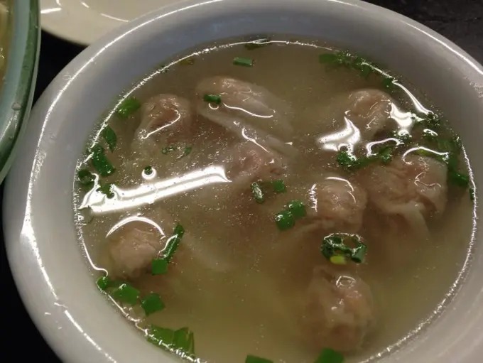 A bowl of fish-ball soup