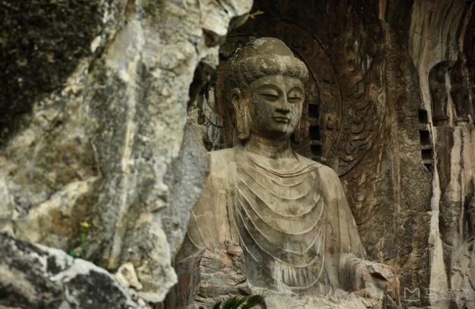 Lushena Buddha at Longmen Grottoes