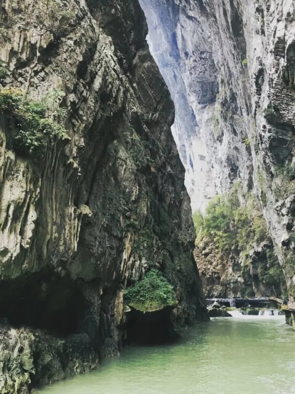 Arco del Puente Natural en Daqikong