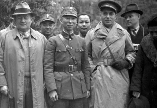 Portrait du général Xue Yue