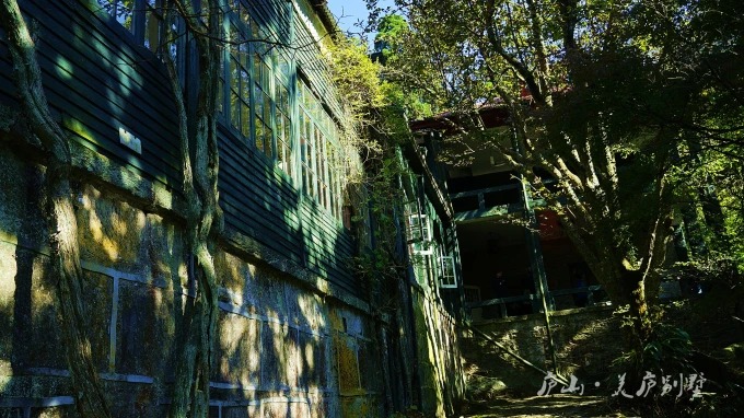 Villas antigas no distrito de Donggu, em Lushan