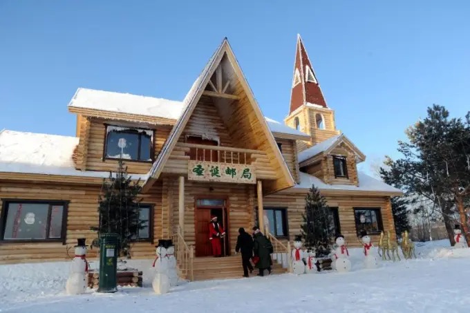 Weihnachtspostamt im Dorf