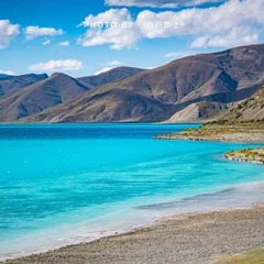Orilla del lago Yamdrok