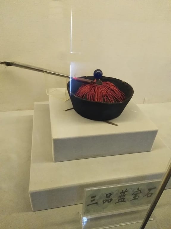 육방 전시실 내부
