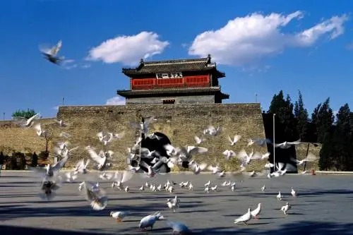 Remparts et porte de Shanhaiguan