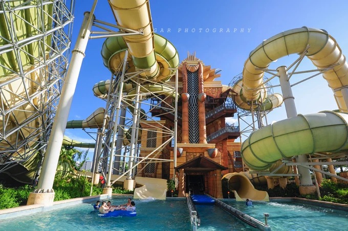 Wasserrutschen im Atlantis Aquaventure