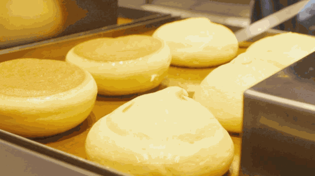 Soufflé con salsa de chocolate