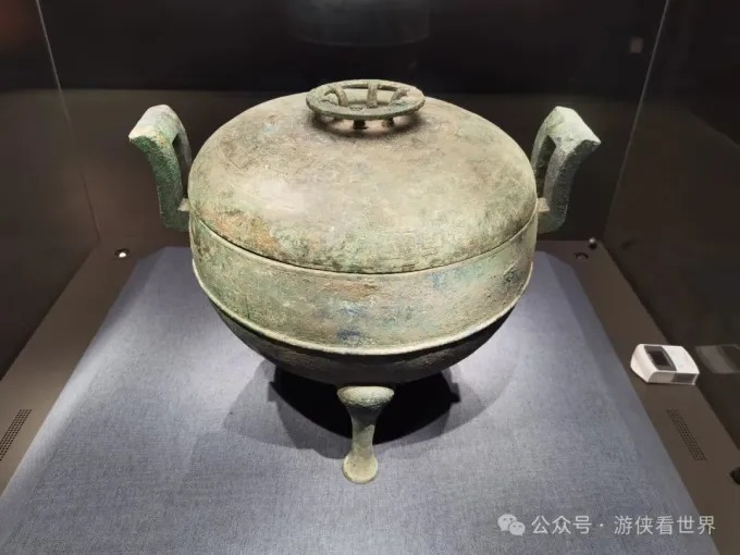 展示されている青銅器