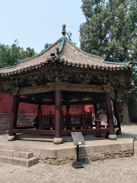 Pavilion over the dry Shanli Spring at Jinci Temple
