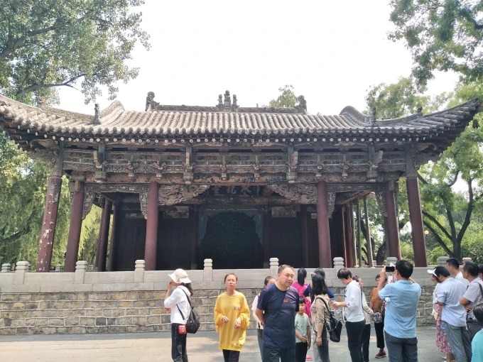 Front facade of the Shui Jing Tai opera stage