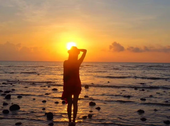 Dishuidanping cliffs at sunset