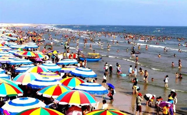 Vulkanische Küste und Meer auf Weizhou, Guangxi