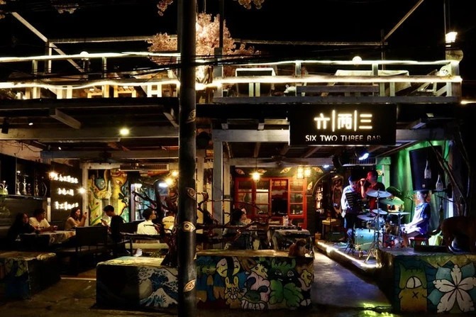 南湾の海鮮市場の屋台