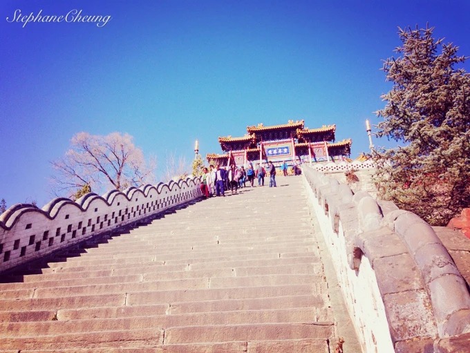 Le temple Pusading au-dessus de Taihuai