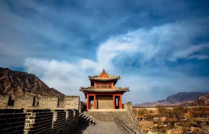 Murs et tour de Jimingyi
