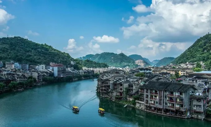 Wuyang-Fluss in der Altstadt von Zhenyuan